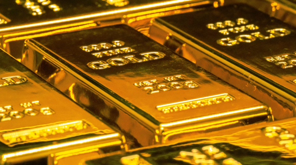 Gold Price Prediction: Can Dollar Weakness and Fed Policy Push XAU Toward $5,000?
