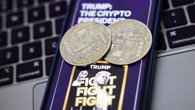 彭博社:TRUMP币由国外买家主导,晚宴促销引监管质疑