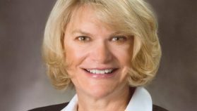 Crypto Advocate Senator Lummis Set To Leave Capitol Hill In 2026 – Details