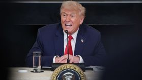 SON DAKİKA: ABD Başkanı Donald Trump, Yeni Gümrük Vergilerini Duyurdu! “Grönland’ı Alana Kadar…”