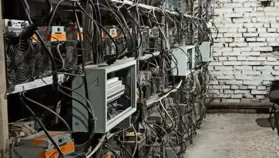 Омский суд вынес приговор организатору незаконной майнинговой фермы