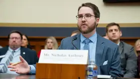 Биткоин растет на фоне Ормузского перемирия и разногласий в Эфириуме: что дальше