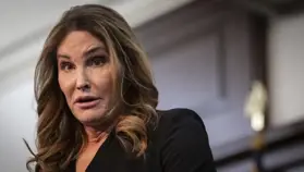 Суд отказал инвесторам в иске против выпустившей мемкоин олимпийской чемпионки