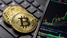 El fracaso de la ley CLARITY plantea si es momento de comprar acciones cripto