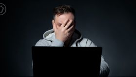 DeFi : il transforme 50 millions d'USDT en 35 000 dollars d'AAVE par erreur