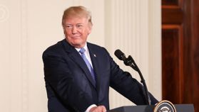 Donald Trump se serait enrichi de 3 milliards de dollars grâce aux cryptomonnaies, selon Bernie Sanders