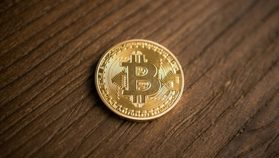 Prediksi Bitcoin Oktober 2026: Risiko US$4,35 Miliar Hadang Uptober