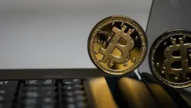 Harga Bitcoin Lesu saat Hari Buruh Internasional