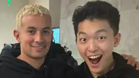 让硅谷半个牌桌为他买单的年轻人