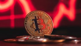Bitcoin înregistrează volatilitate ridicată, atingând niveluri de $84.000 – Cele mai scăzute prețuri din aprilie 2025