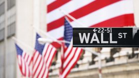 Bitcoin als redding? CEO roept Viant op om $205 miljoen in BTC te steken