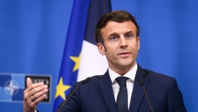 Bitcoin zakt, goud stijgt terwijl Europa dreigt met ‘handelsbazooka’