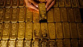 Goud koers veert op richting 4.500 dollar na scherpe daling deze week