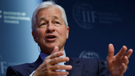 Jamie Dimon waarschuwt: AI vervangt medewerkers bij JPMorgan