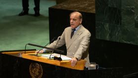 Olie zakt, Bitcoin stijgt: Pakistan dringt aan op opening Straat van Hormuz