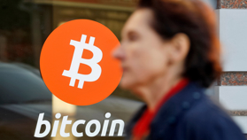 Cryptobeleggers bezuinigen op boodschappen maar weigeren te verkopen